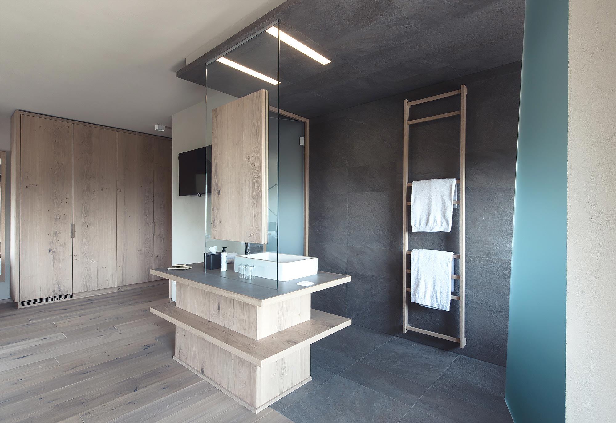 Suite 02 - Badezimmer